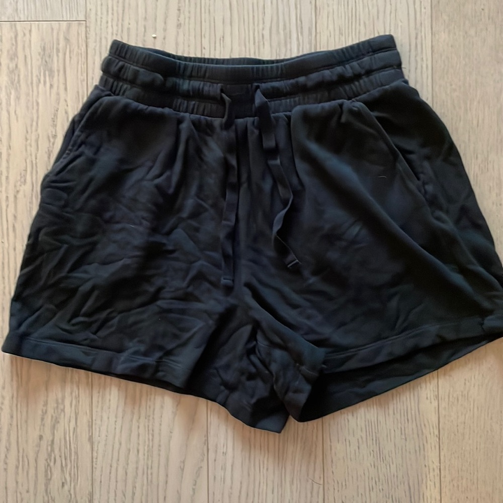 Lou & Grey Signature Soft Plush Black Shorts